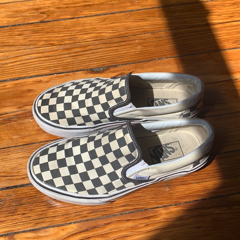 Checkerboard vans US women’s 7.5